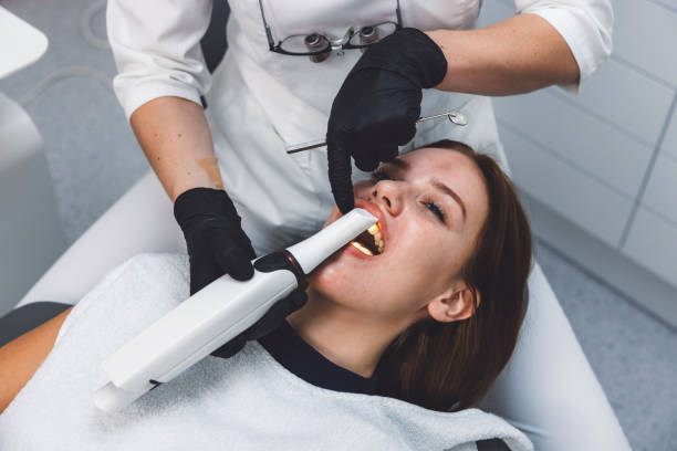 Best Pediatric Emergency Dentist in Loma Ri, CA